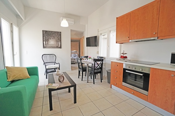 4-persoons appartement in centrum Chania vlak bij het strand - thumbnail 3