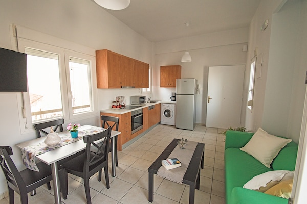 4-persoons appartement in centrum Chania vlak bij het strand - thumbnail 1