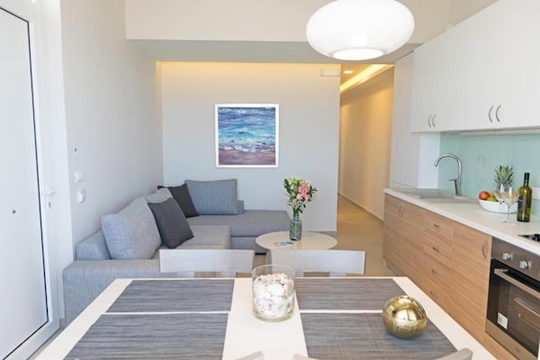 4-persoons modern appartement aan het strand in Chania - thumbnail 4