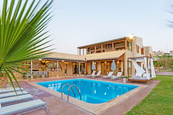 14-persoons villa met privézwembad aan het strand in Rethymno - thumbnail 6