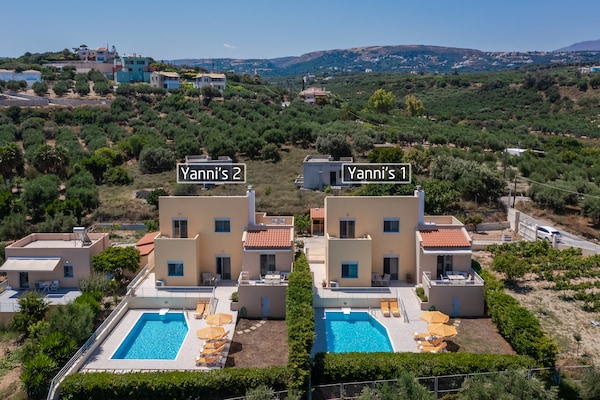 7-persoons villa met privézwembad in Adelianos Kampos - thumbnail 1