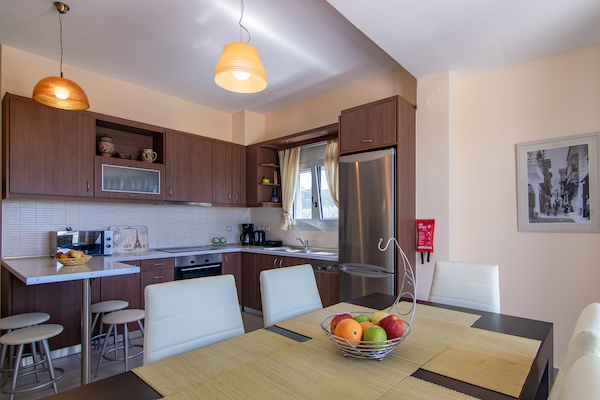 Villa met privézwembad in Adelianos Kampos voor 7 personen - thumbnail 4