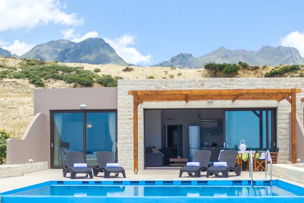 Villa Mary Beach 1: Direct aan zee bij Frangocastello, Kreta - thumbnail 6