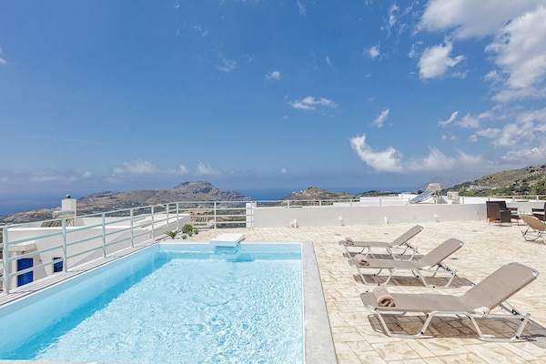 4-persoons villa met privézwembad in Mariou - thumbnail 2