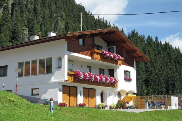 Melanie in Austria - a perfect villa in Austria?