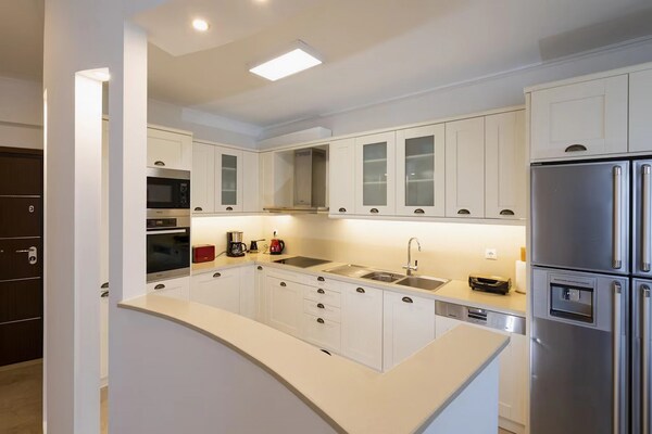 Ruim appartement met zeezicht in Rethymno, vlakbij het strand - thumbnail 3