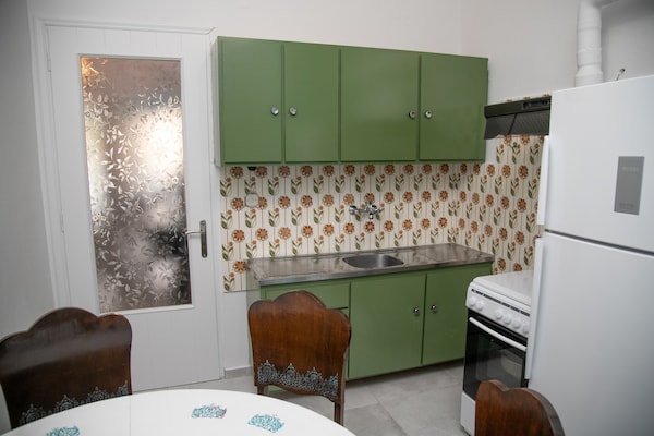 Gerolimin Blue: Ruim appartement aan zee in Mani voor 6 personen - thumbnail 1