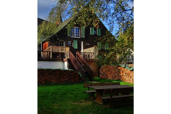 Authentiek vakantiehuis in Wutach met Alpenpanorama en tegelkachel - thumbnail 2