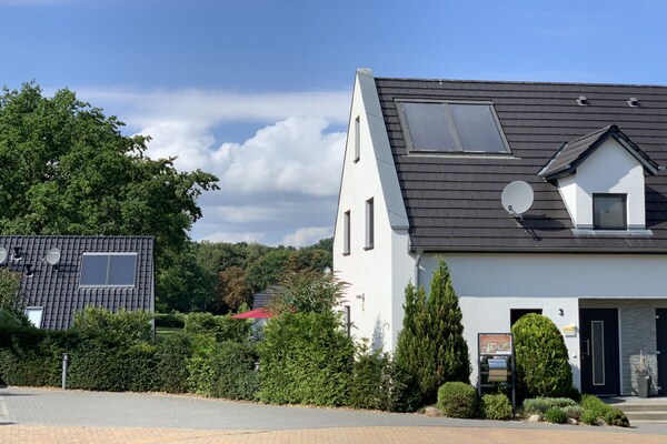 Villa Foresta: Modern vakantiehuis met privé-spa, sauna & uitzicht op kasteelpark - thumbnail 2