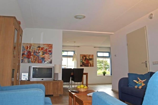 6-persoons vakantiehuis in De Koog met moderne inrichting - thumbnail 6