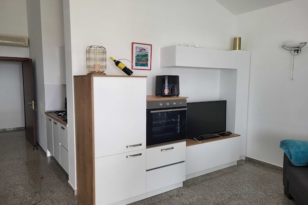 4-persoons appartement in Šibenik op 300 m van het strand - thumbnail 3