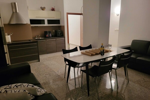 Appartement vlakbij zee in Šibenik met 2 slaapkamers en WiFi - thumbnail 2
