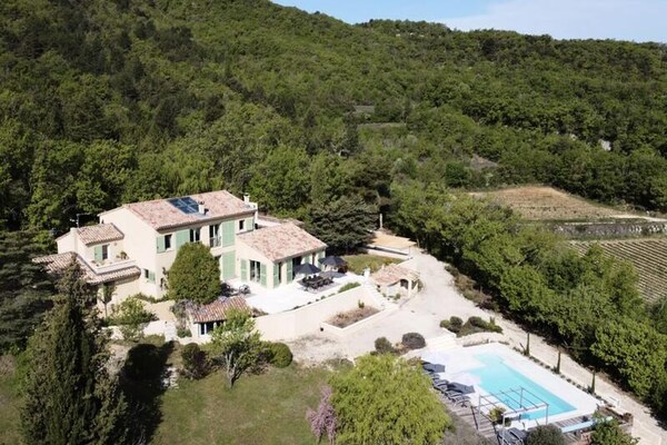 Modern Villa-Avontuur met Panoramisch Luberon Uitzicht & Privézwembad - thumbnail 2