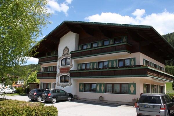 oberreiter sleeps 4