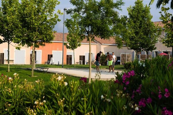 Ruim appartement voor 6 aan de golfbaan bij Montpellier - thumbnail 5