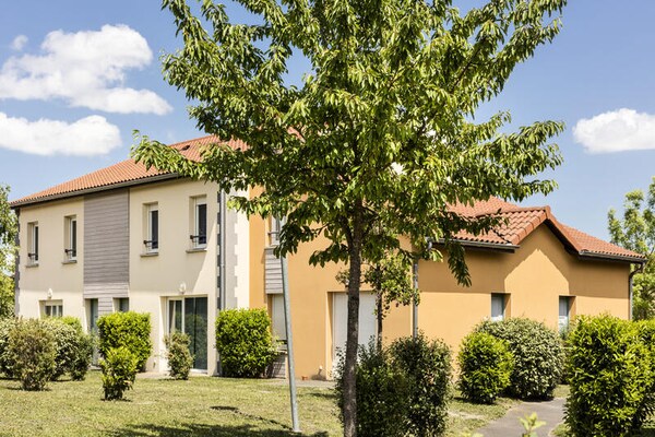 Ruim appartement voor 8 bij Clermont-Ferrand met zwembad - thumbnail 6