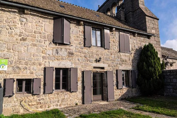 Authentiek appartement in gerenoveerde pastorie met zwembad, Lozère - thumbnail 1