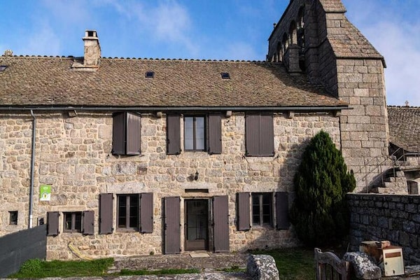 Authentiek appartement in gerenoveerde pastorie met zwembad, Lozère - thumbnail 2
