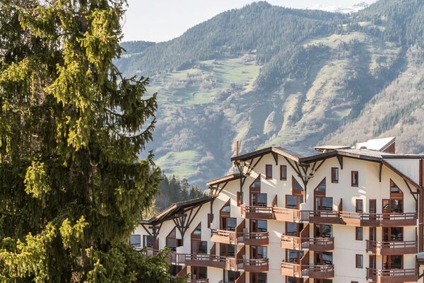 Appartement in autovrij La Tania, direct aan de piste tussen Courchevel en Méribel - thumbnail 3