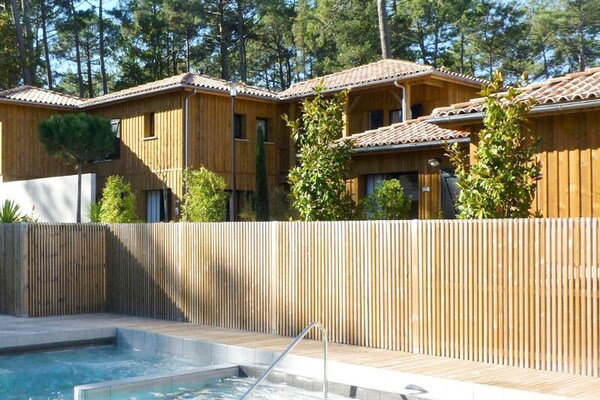 Wellness-appartement in dennenbos bij Cap Ferret met uitgebreide spa - thumbnail 2