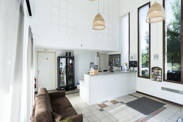 Ruim duplexappartement voor 8 personen bij Lyon met zwembad - thumbnail 3