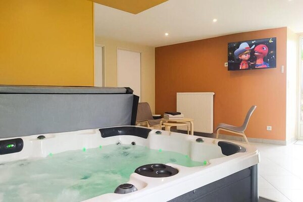 Lou Vachou: Ruim appartement aan de rivier in Rimeize, nabij Aubrac - thumbnail 5