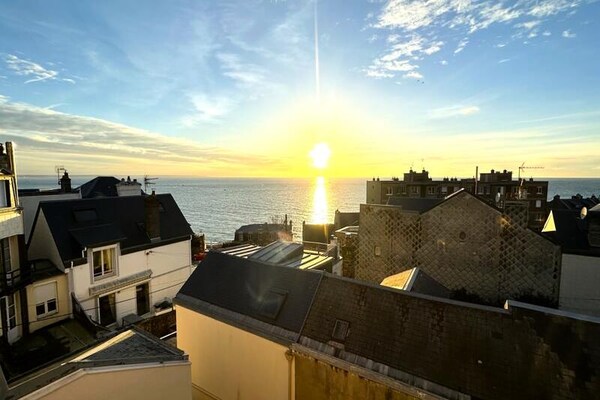 Le Music-hall: Sfeervol appartement met zeezicht op 2 minuten van het strand - thumbnail 1