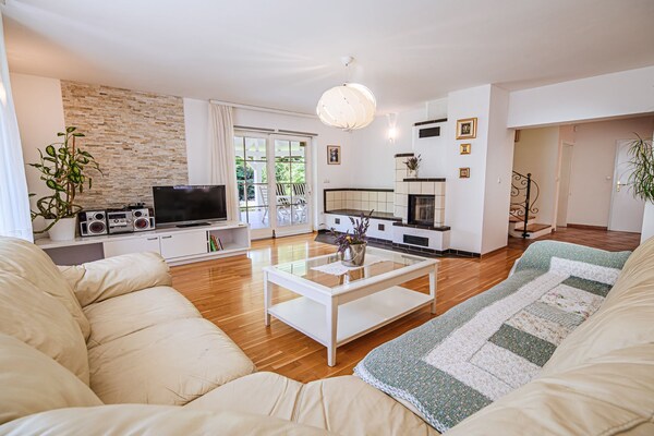 Ruim vakantiehuis in Bukošek met tuin, trampoline en BBQ voor 10 personen - thumbnail 1