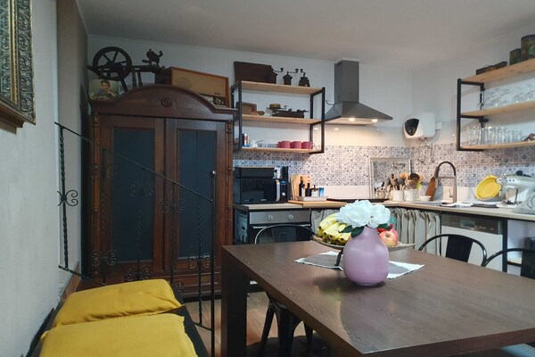Bright and Sunny Apartment with Terrace - Two Bedroom Apartment with Terrace - thumbnail 5