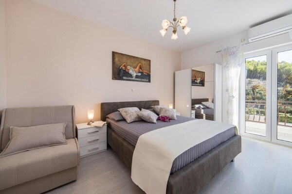 Appartement Tafra 2 aan zee in Lokva Rogoznica, 200m van strand - thumbnail 5