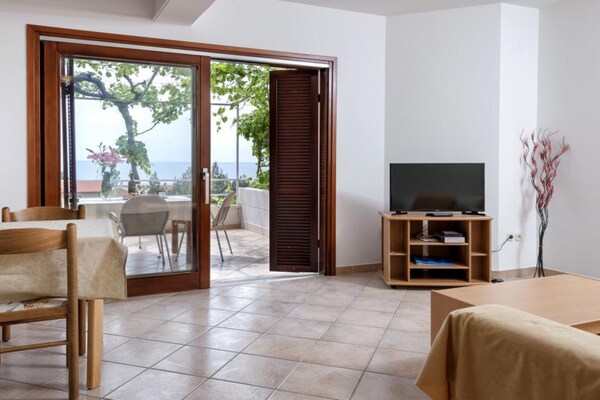 Rustiek appartement aan zee in Hvar met 2 slaapkamers - thumbnail 3