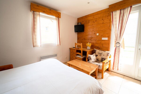 Knusse studio voor 2 personen in hartje Aumont-Aubrac - thumbnail 5