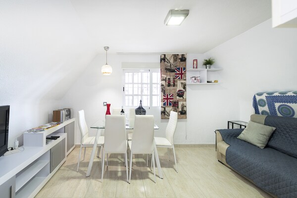 Compact appartement aan de golfbaan, 450 meter van het strand in Torremolinos - thumbnail 2