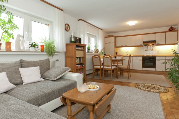 Ruim appartement aan de bosrand in Sellerich met grote tuin - thumbnail 3