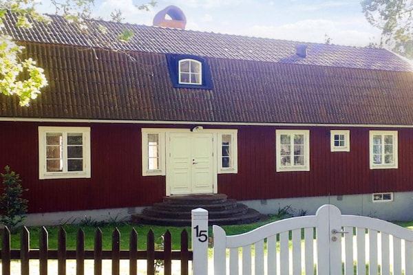 Op 400 m van zee: ruim vakantiehuis voor 8 personen in Färjestaden - thumbnail 6