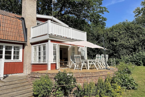 Op 400 m van zee: ruim vakantiehuis voor 8 personen in Färjestaden - thumbnail 4
