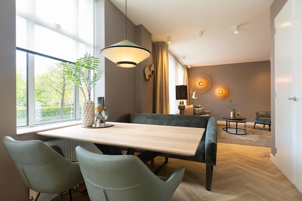 Stijlvol duplex appartement aan historische gracht in hartje Den Haag - thumbnail 2