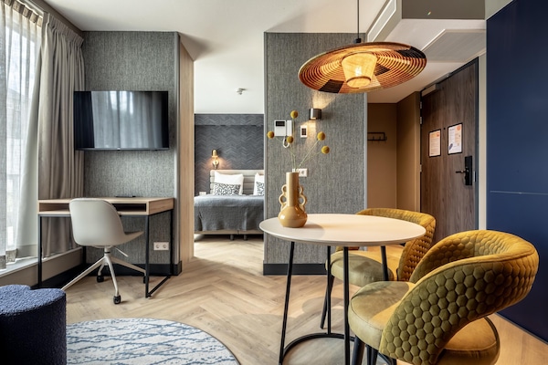 Sfeervol studio-appartement aan pittoreske gracht in hartje Delft - thumbnail 5