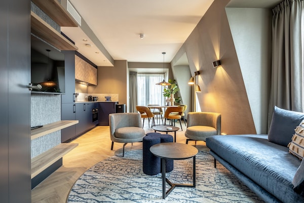 Stijlvol gezinsappartement Delft 3B met tuin, airco en 2 slaapkamers - thumbnail 2