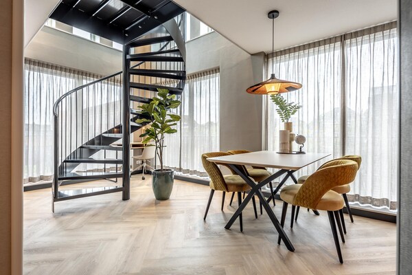 Stijlvol gezinsappartement Delft 3B met tuin, airco en 2 slaapkamers - thumbnail 6