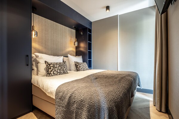 Grachtenappartement Delft: uniek verblijf met uitzicht en airconditioning - thumbnail 4