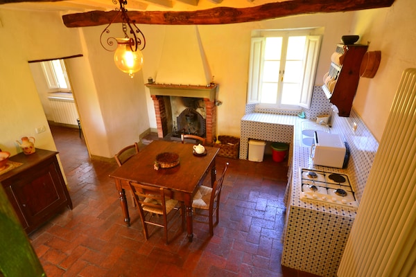 Vrijstaand Toscaans landhuis in het bos bij Trebbio, 4 personen - thumbnail 4