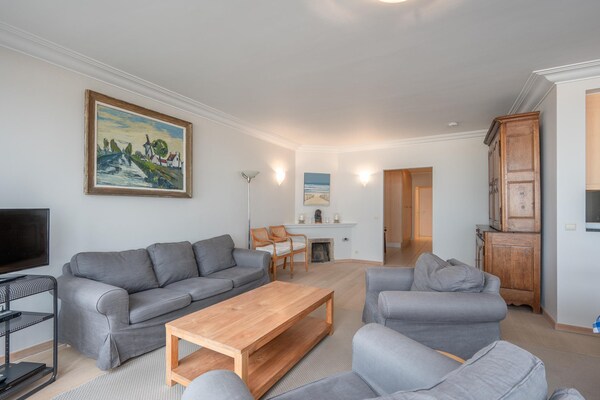 6-persoons appartement met zeezicht op de Zeedijk in Knokke-Heist · 6 pers. - thumbnail 1