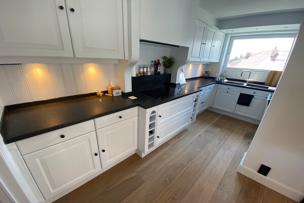 Duplex appartement met sauna en garage bij het strand van Knokke-Heist - thumbnail 2
