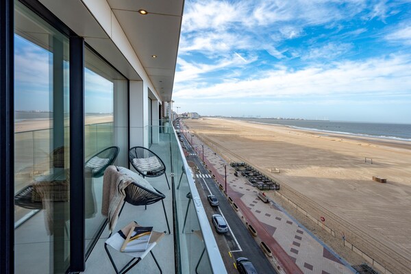6-persoons appartement met zeezicht aan de Zeedijk in Knokke-Heist - thumbnail 5