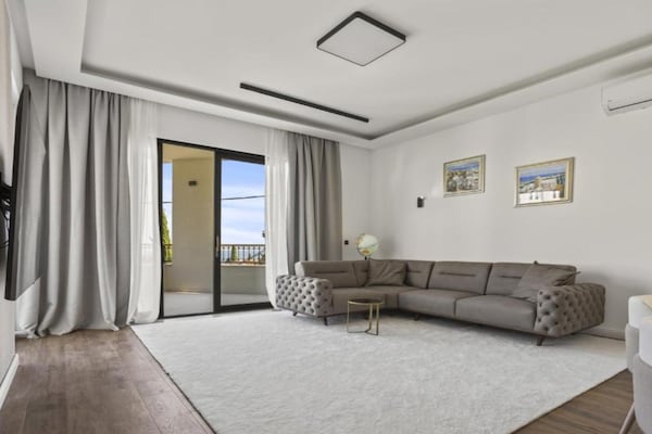 Penthouse Duće: Luxe appartement aan zee voor 6 personen - thumbnail 2