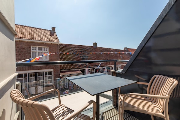 Kleurrijk appartement aan de Langstraat, 100m van strand Zoutelande - thumbnail 2
