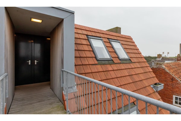 Licht studio-appartement in hartje Zoutelande, 200m van het strand - thumbnail 6