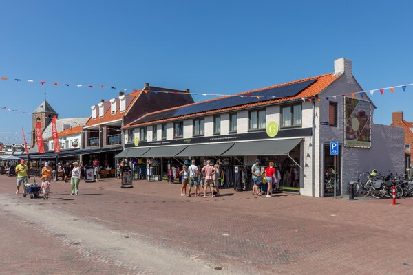 Gezellig vakantiehuis met balkon, op loopafstand van het strand van Zoutelande - thumbnail 1