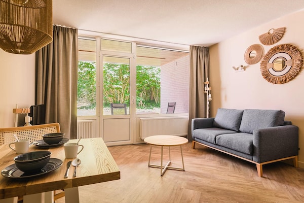 Comfortabel appartement voor 2 personen in vakantiepark Aquadelta, Bruinisse - thumbnail 1